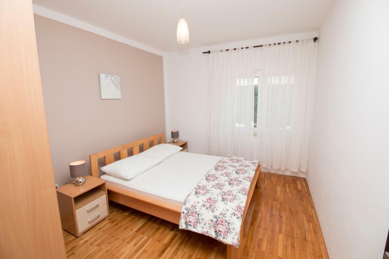Apartments Liber Lokva Rogoznica Esterno foto